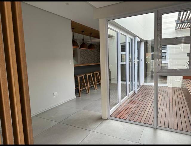 4 BEDROOM PROPERTY TO RENT IN LA LUCIA